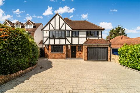 4 bedroom detached house for sale - Ruden Way, Epsom Downs