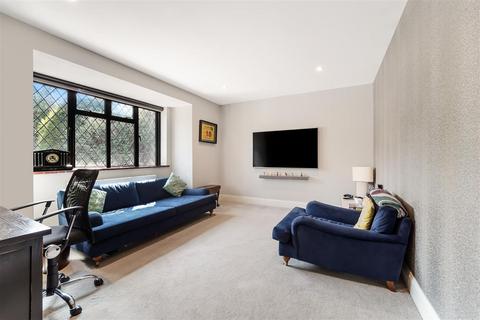 4 bedroom detached house for sale, Ruden Way, Epsom Downs