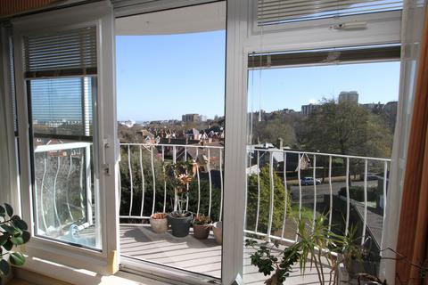 2 bedroom apartment for sale, Meads Road, Eastbourne BN20
