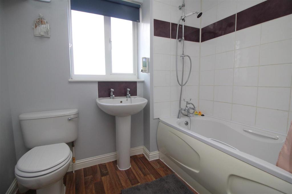 Bathroom .JPG