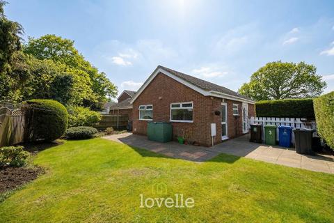 2 bedroom detached bungalow for sale, Heathfield Court, Grimsby DN34