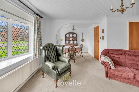 2 bedroom detached bungalow for sale, Heathfield Court, Grimsby DN34