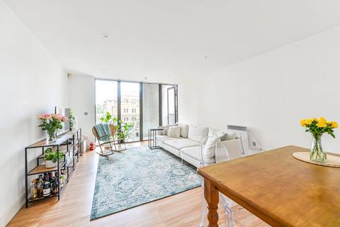 City Walk, London Bridge, London, SE1