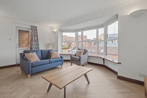 3 bedroom apartment to rent, East Avenue, Oxford