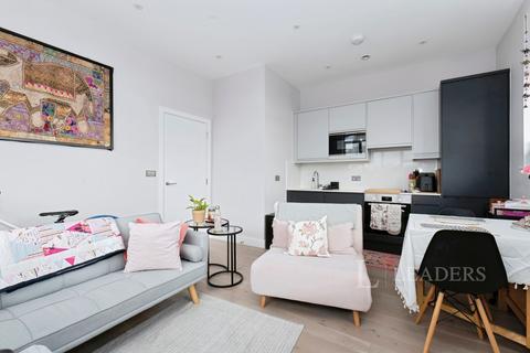 1 bedroom flat to rent, Albert Drive, Woking, Surrey, GU21