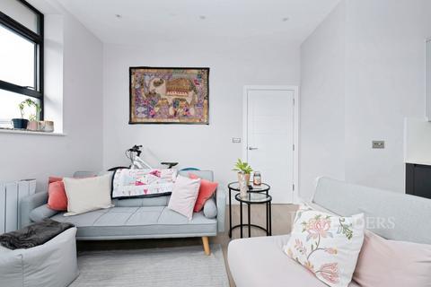 1 bedroom flat to rent, Albert Drive, Woking, Surrey, GU21