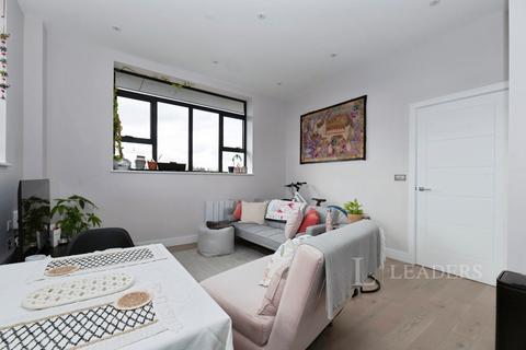 1 bedroom flat to rent, Albert Drive, Woking, Surrey, GU21