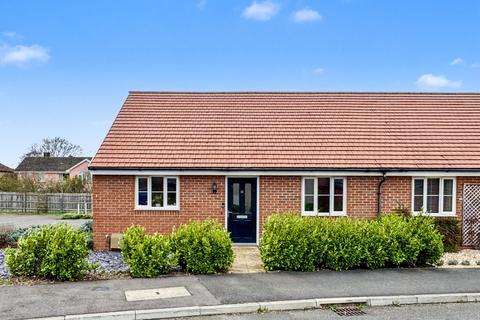 2 bedroom semi-detached bungalow for sale, Ballingers, Shrivenham, SN6
