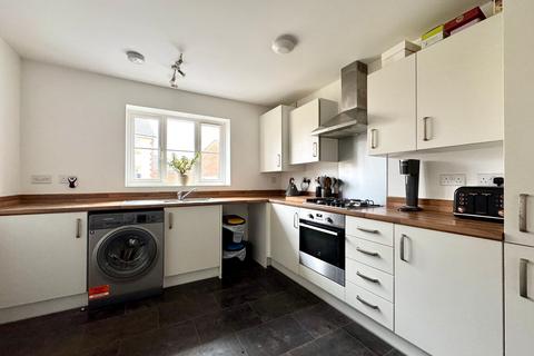 2 bedroom semi-detached bungalow for sale, Ballingers, Shrivenham, SN6