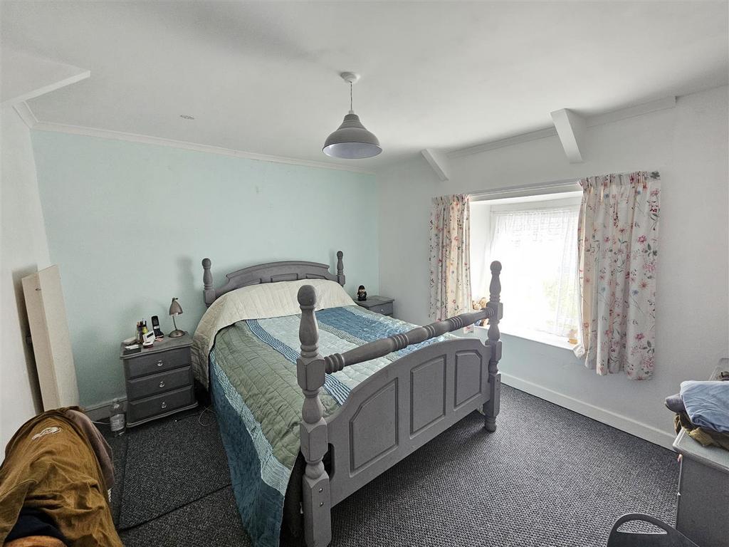 Bedroom.jpg