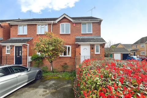 3 bedroom end of terrace house to rent - Charta Road, Egham, Surrey, TW20
