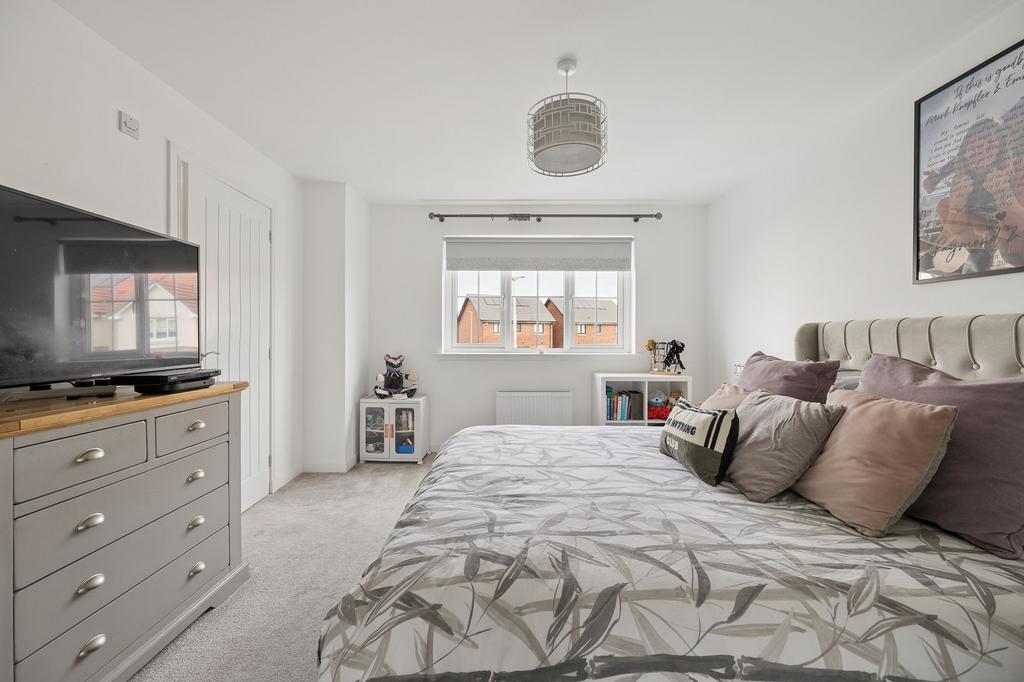 Principal Bedroom