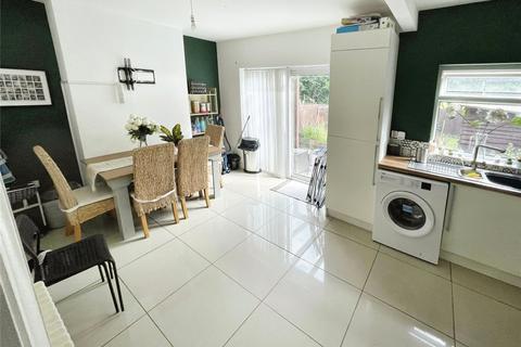 3 bedroom semi-detached house to rent, Wrexham Avenue, West Midlands WS2