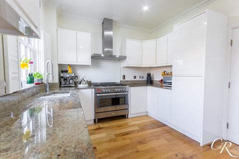 4 bedroom terraced house for sale, Old Bath Road, Cheltenham GL53