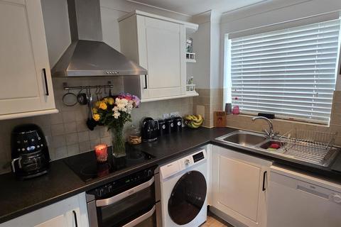 undefined, St. James Road, Fleet GU51