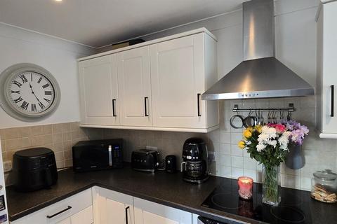 undefined, St. James Road, Fleet GU51