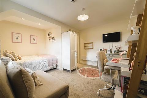 1 bedroom apartment for sale, Long Street, Easingwold, York