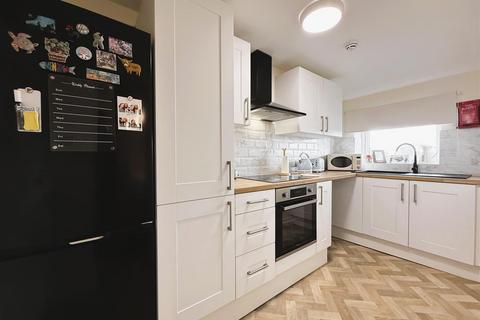1 bedroom apartment for sale, Long Street, Easingwold, York