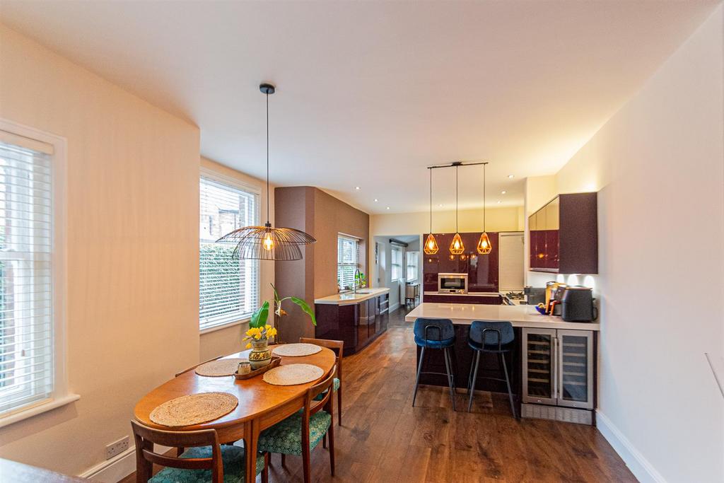 Dining Kitchen