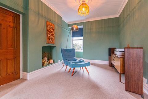 4 bedroom semi-detached house for sale, Walton Road, Warrington WA4