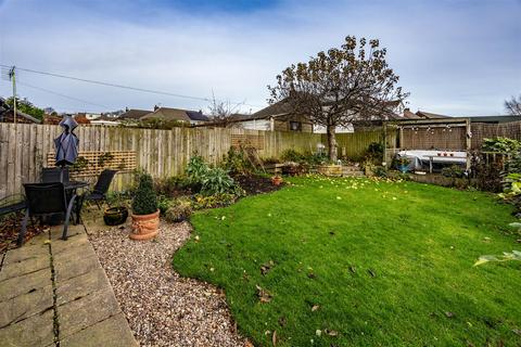 3 bedroom semi-detached house for sale, Moorside Road, Huddersfield HD5
