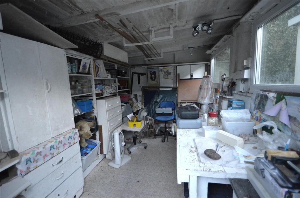 Shed/workshop/studio