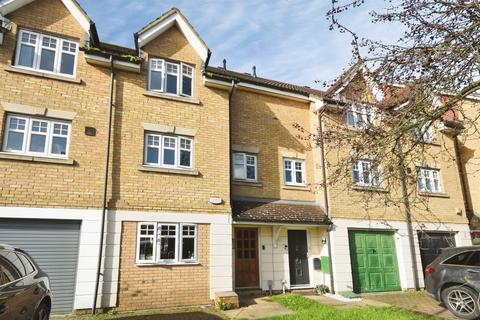 Pearcy Close, Harold Hill, Romford