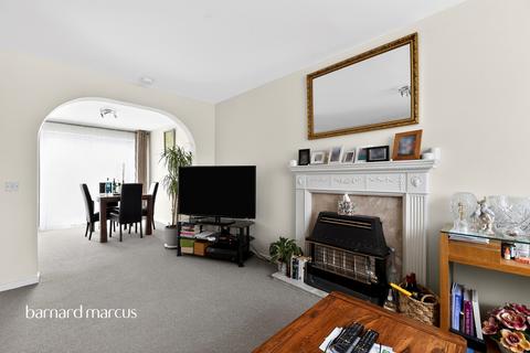 undefined, Heathfield Drive, Mitcham
