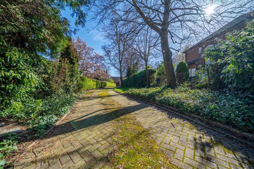 House in Leicester, Stoneygate - View 4