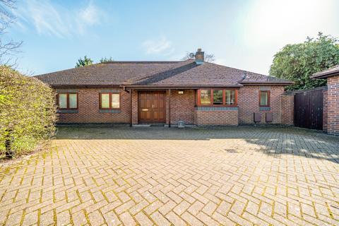 3 bedroom detached bungalow for sale, Leicester, Leicestershire LE2