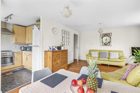 undefined, Windrush Drive, High Wycombe HP13