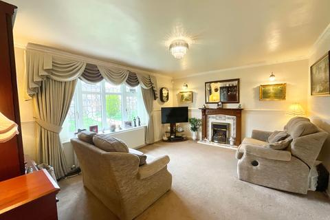 2 bedroom detached bungalow for sale, Hawthorne Avenue, Stoke-On-Trent, ST4