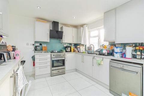 undefined, Stuart Close, Bletchley, Milton Keynes