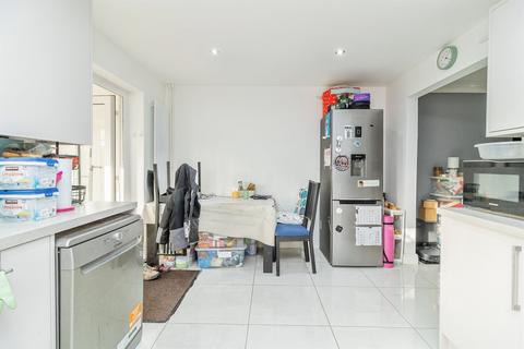 undefined, Stuart Close, Bletchley, Milton Keynes