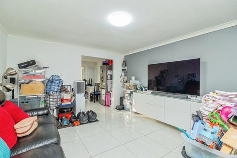 undefined, Stuart Close, Bletchley, Milton Keynes