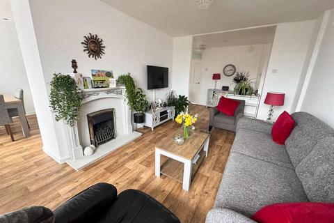 undefined, 45 Maeshendre, Waunfawr, Aberystwyth