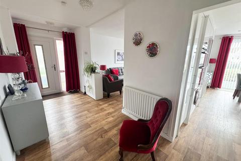 undefined, 45 Maeshendre, Waunfawr, Aberystwyth