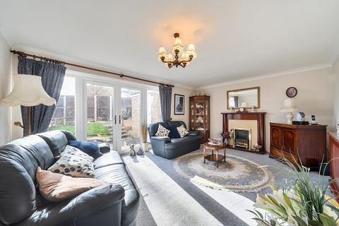 3 bedroom terraced house for sale, Ryarsh Crescent, Orpington