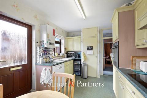 2 bedroom bungalow for sale, Albany Close, West Bergholt, Colchester, Essex, CO6