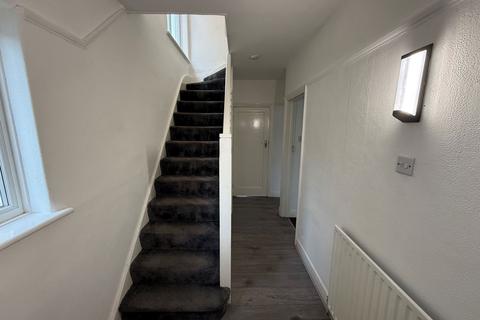 3 bedroom semi-detached house for sale, Bideford Close, Edgware HA8