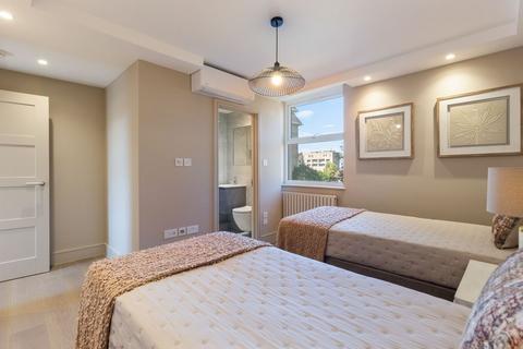 3 bedroom apartment to rent, St. Johns Wood Park, London NW8