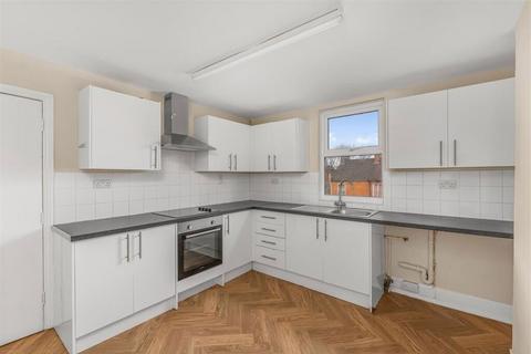 4 bedroom property for sale, Broughton Road, Banbury, Oxfordshire, OX16 9QQ