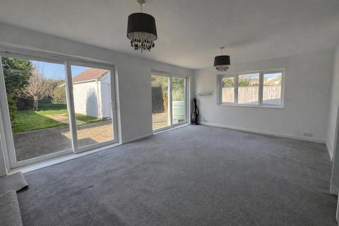 4 bedroom detached house for sale, Telscombe Cliffs Way, Telscombe Cliffs, Peacehaven