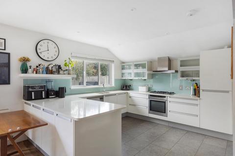 undefined, London W4