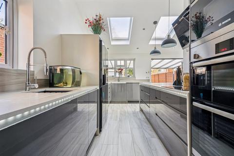 3 bedroom semi-detached house for sale, Coopers Row, Iver Heath SL0