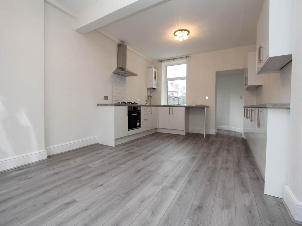 Lounge Kitchen i