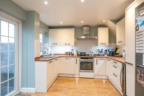 3 bedroom property for sale, Long Chaulden, Hemel Hempstead, HP1