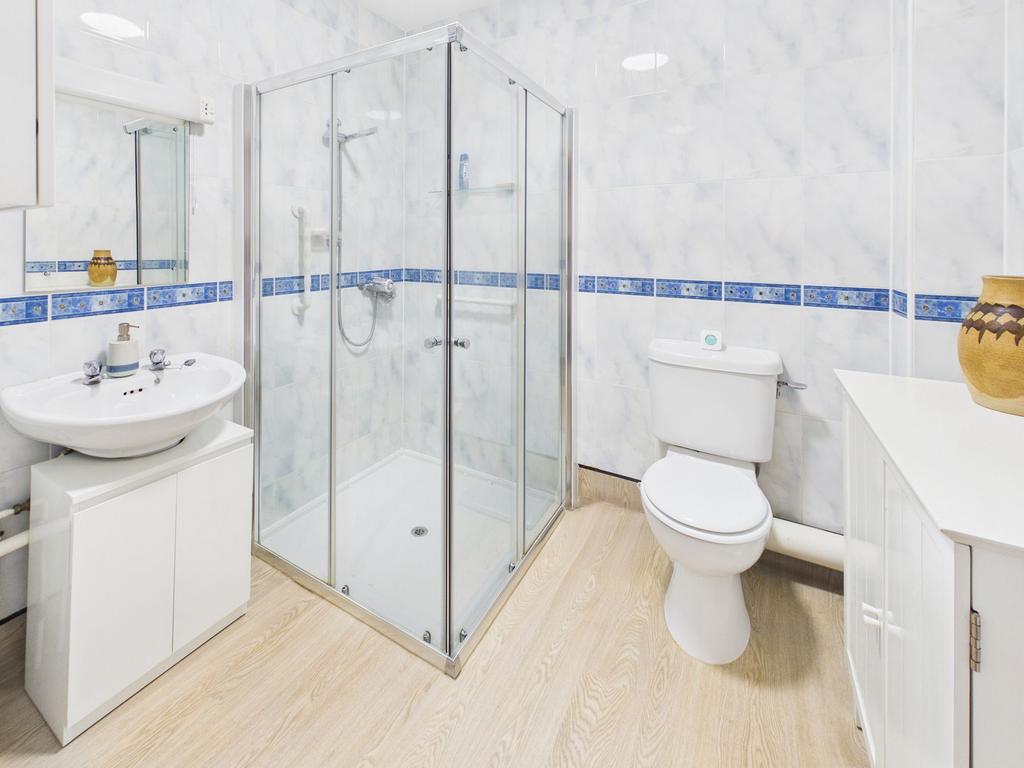 En-Suite Shower Room