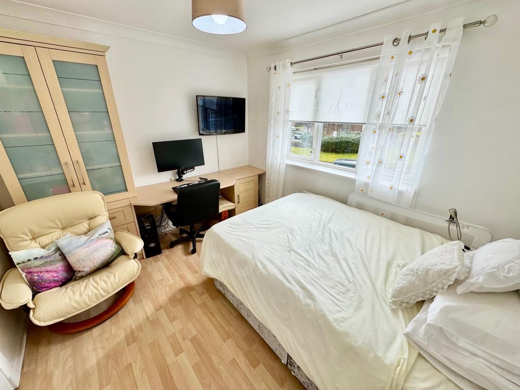 Turners Avenue, Paisley bedroom two
