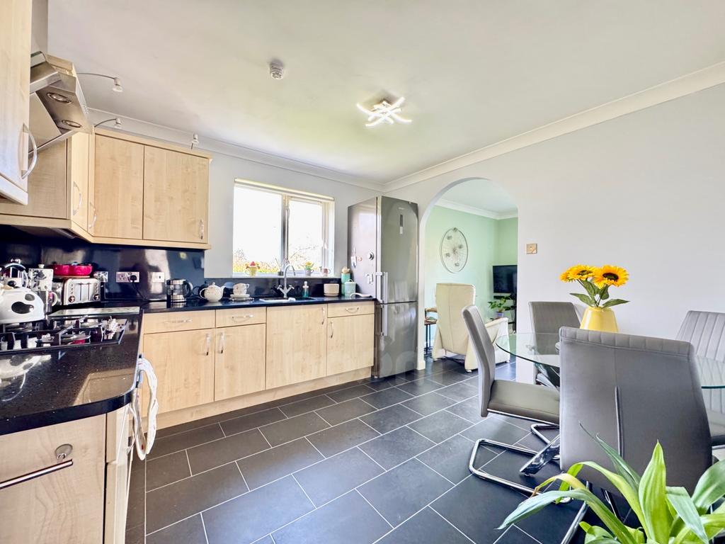 Turners Avenue, Paisley kitchen pic